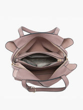 Load image into Gallery viewer, Hunter Pocket-Front Distressed Tote