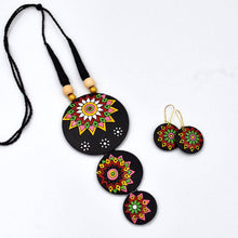 Load image into Gallery viewer, HOK Forest Flower Necklace
