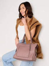 Load image into Gallery viewer, Hunter Pocket-Front Distressed Tote