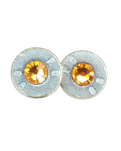 Load image into Gallery viewer, Head stamp Stud Earrings