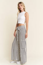 Load image into Gallery viewer, PLUS SIZE - STRIPE WIDE LEG PANTS