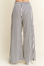 Load image into Gallery viewer, PLUS SIZE - STRIPE WIDE LEG PANTS