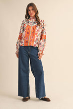 Load image into Gallery viewer, EXCLUSIVE FLORAL BORDER PRINT TOP WITH FLORAL TRIM MTP4097