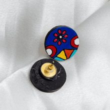 Load image into Gallery viewer, Clay Studded Earrings