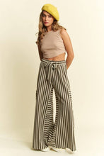Load image into Gallery viewer, PLUS SIZE - STRIPE WIDE LEG PANTS