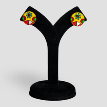 Load image into Gallery viewer, Clay Studded Earrings