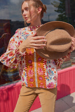 Load image into Gallery viewer, EXCLUSIVE FLORAL BORDER PRINT TOP WITH FLORAL TRIM MTP4097