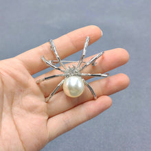 Load image into Gallery viewer, Spider Brooch