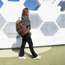Load image into Gallery viewer, Eleganza 25L Backpack