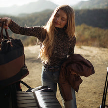 Load image into Gallery viewer, Luxe Journey 30L Weekender Duffel Bag
