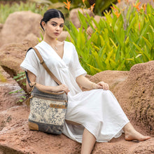 Load image into Gallery viewer, Milestone Shoulder Bag