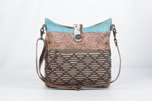 Load image into Gallery viewer, Chrysalism Shoulder Bag
