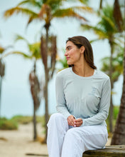 Load image into Gallery viewer, Women&#39;s Seize the Ray Rashguard