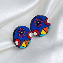 Load image into Gallery viewer, Clay Studded Earrings