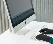 Load image into Gallery viewer, The Writer&#39;s Glove® - Thin, Warm Gloves for Typing (Graphene + Grippy)