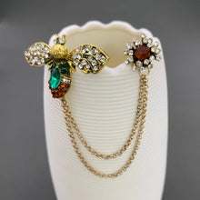 Load image into Gallery viewer, Vintage Look Rhinestone Bee Brooch with Pin Closure