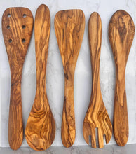 Load image into Gallery viewer, Olive Wood Kitchen Servers Set -5 pcs